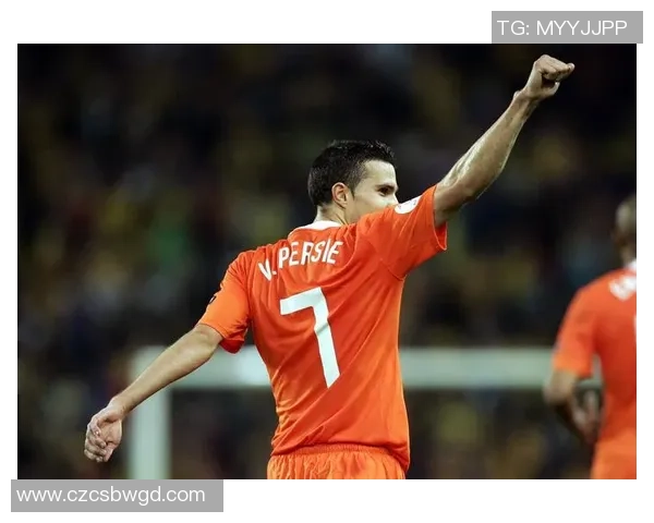 《传奇球星的足坛之路:从梦想起步到巅峰荣耀的动人故事》 《传奇球星的足坛之路:从梦想起步到巅峰荣耀的动人故事》