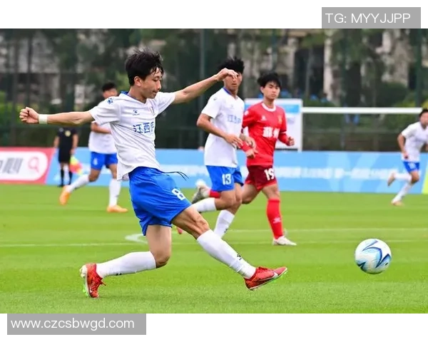 中国足球球星赴巴西联赛发展探索 文化与竞技融合的新篇章