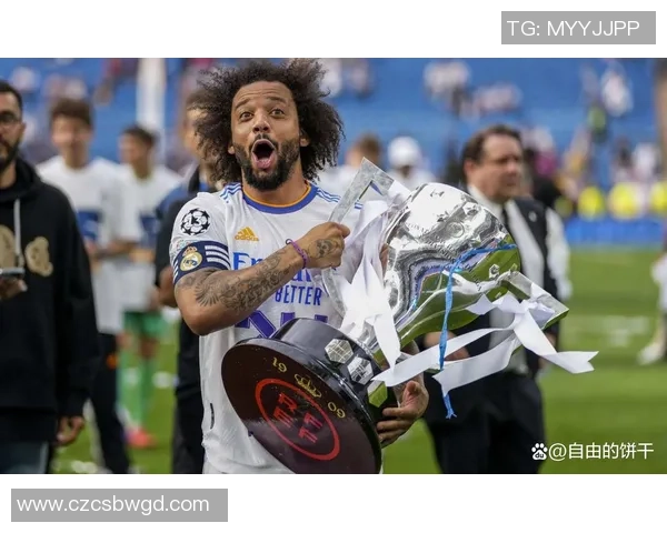 贫民窟崛起的传奇足球明星：十位从困境中走出的伟大球员