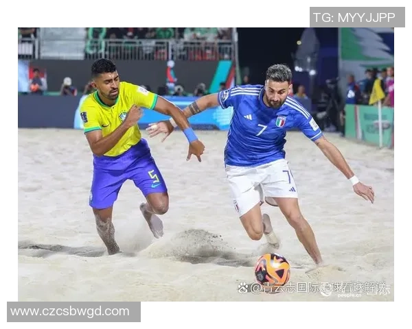 足球迷跨栏飞奔追星视频：激情四溢的足球狂热与偶像追逐之旅