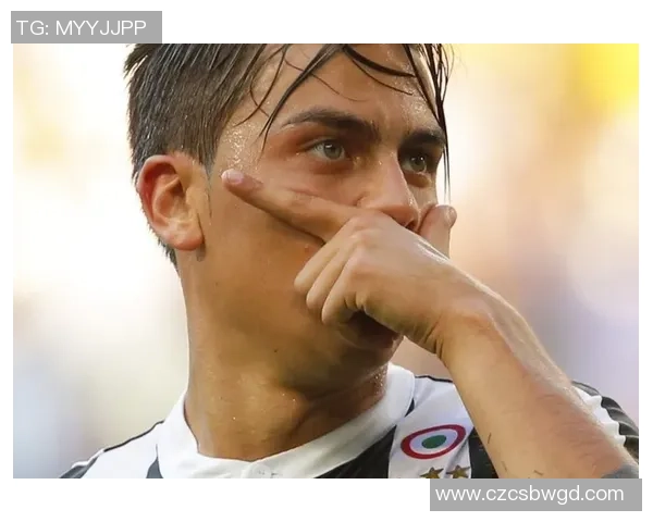 全球十大最具争议与魅力的足球球星盘点他们的疯狂表现与个性魅力