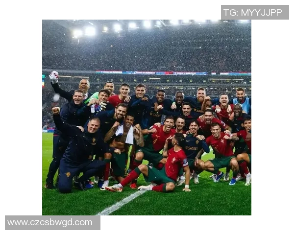 巴斯足球球星的传奇生涯与辉煌成就深度解读